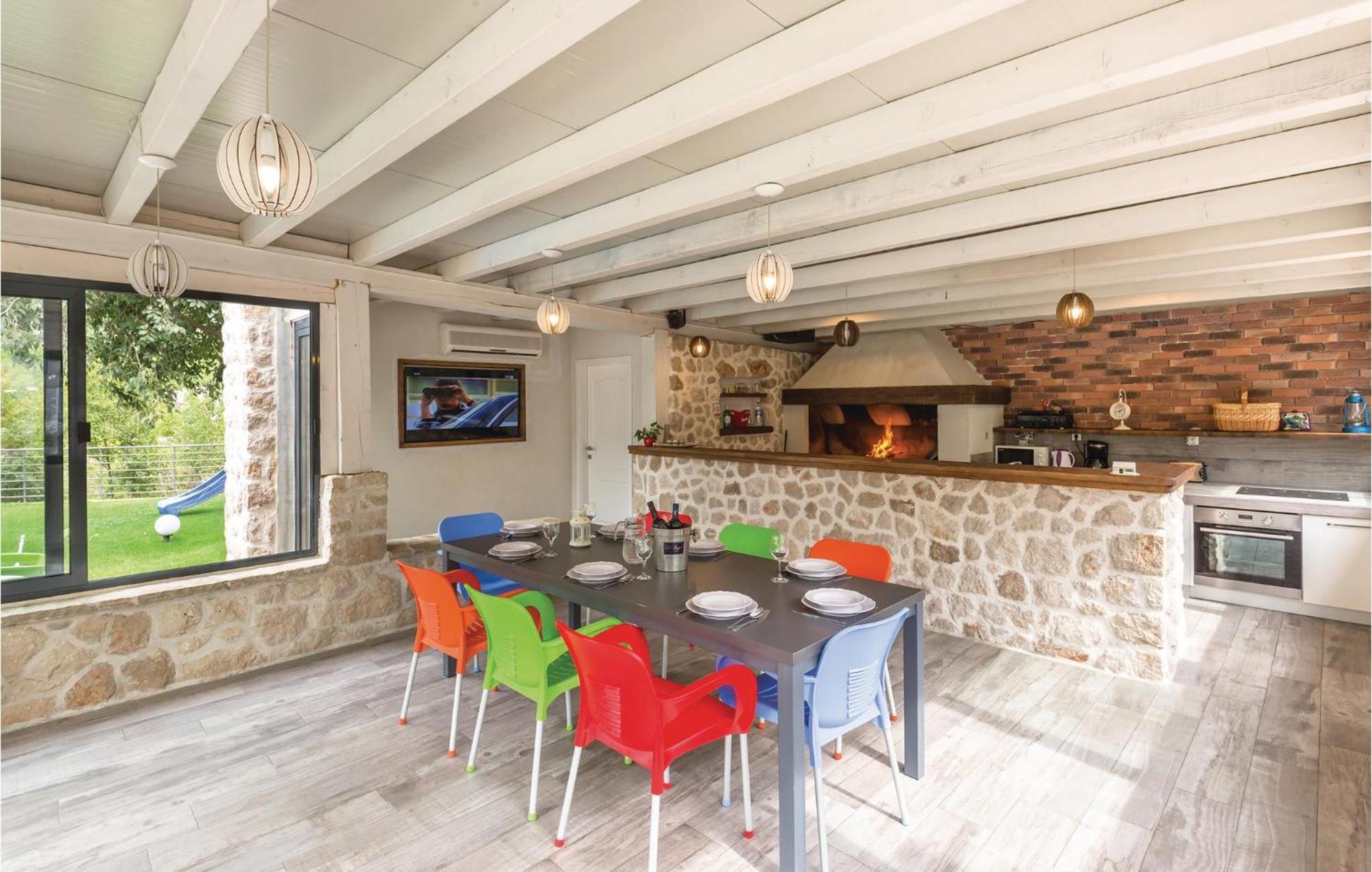 6 Bedroom Gorgeous Home In Zagvozd Exterior photo